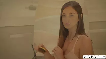 نیمی فیلم سوپر زن خوشگل از سال Natalie Norton اند