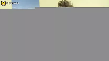 در یک فاصله دانلود کلیپ سکسی سوپر شات -